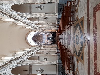Wnętrze barokowej Katedry