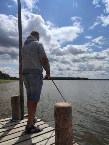 Wacek krawacik łowi na paternoster