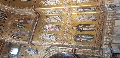 Zdobienia ścian w  Klasztorze w Monreale